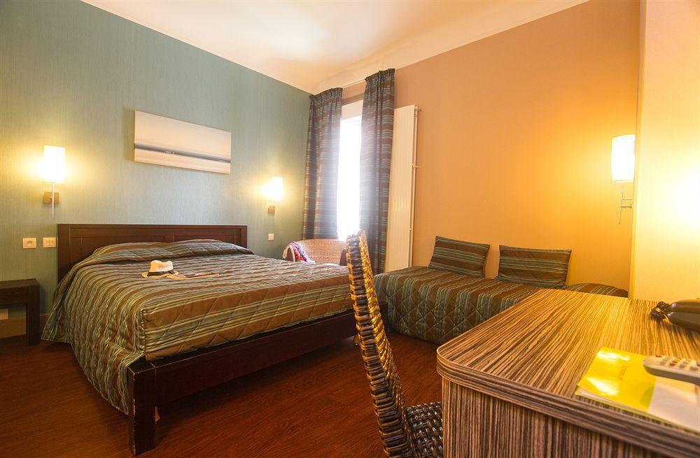 Logis Hotel Majestic Chatelaillon Plage - La Rochelle Экстерьер фото