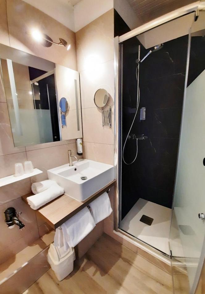 Logis Hotel Majestic Chatelaillon Plage - La Rochelle Номер фото