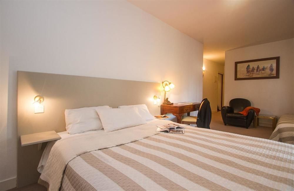 Logis Hotel Majestic Chatelaillon Plage - La Rochelle Экстерьер фото
